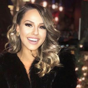 Meet your Posher, Riley